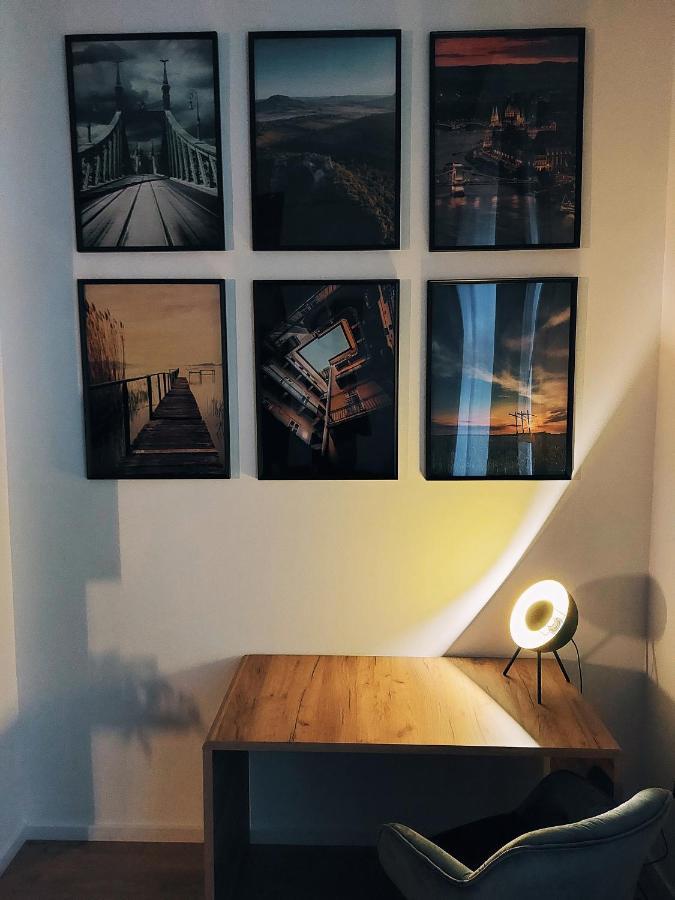 Square 16 Apartman - Absolutely Central Location With Self Check In 松博特海伊 外观 照片
