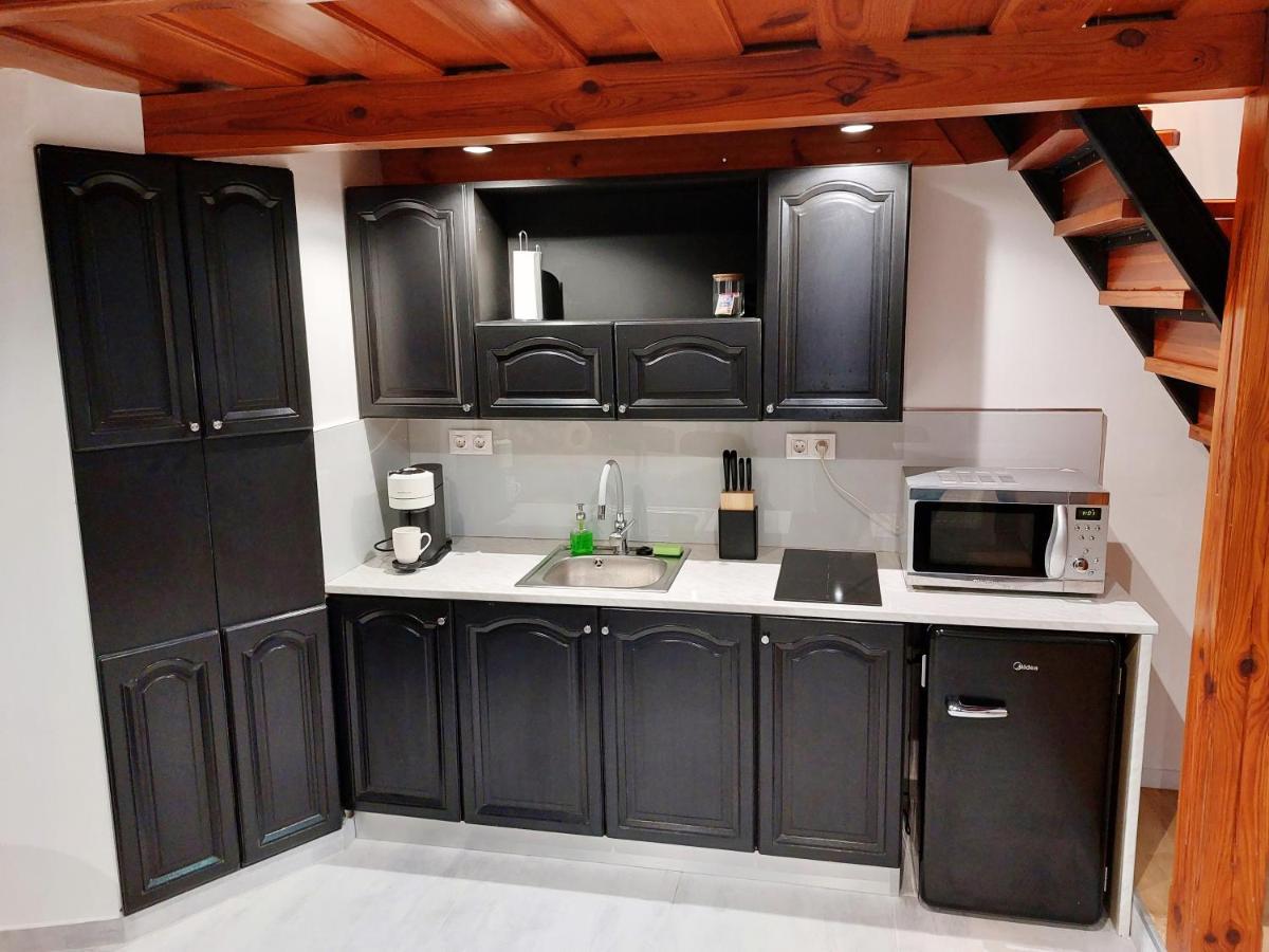 Square 16 Apartman - Absolutely Central Location With Self Check In 松博特海伊 外观 照片